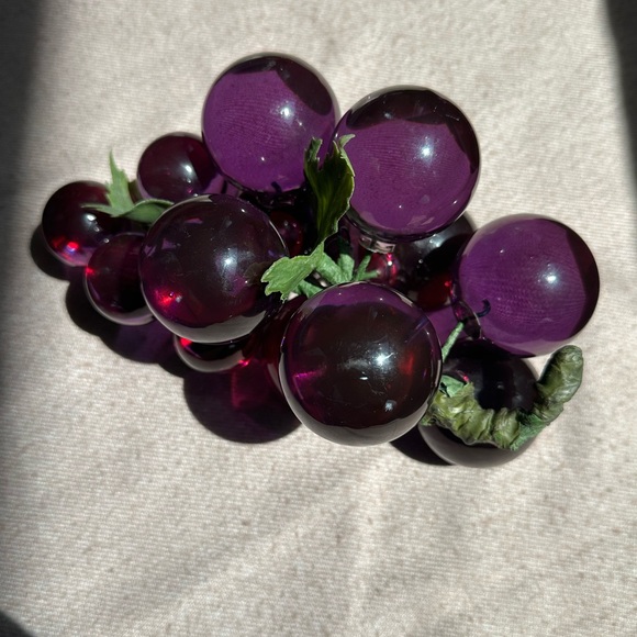 Decorative Glass Grape Cluster - Picture 10 of 10